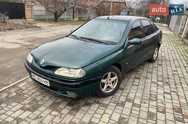 Ліфтбек Renault Laguna 1996 в Дніпрі