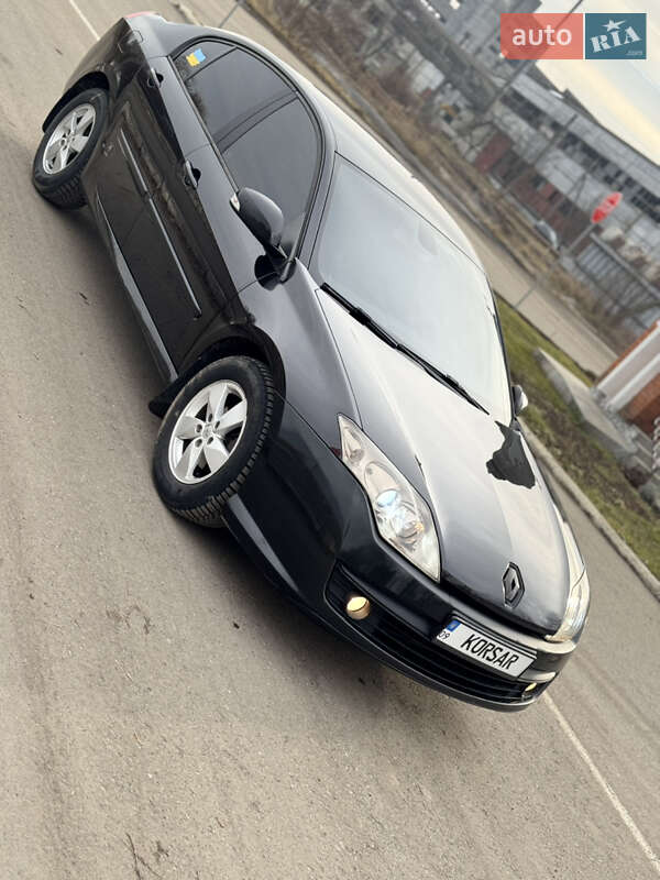 Лифтбек Renault Laguna 2008 в 