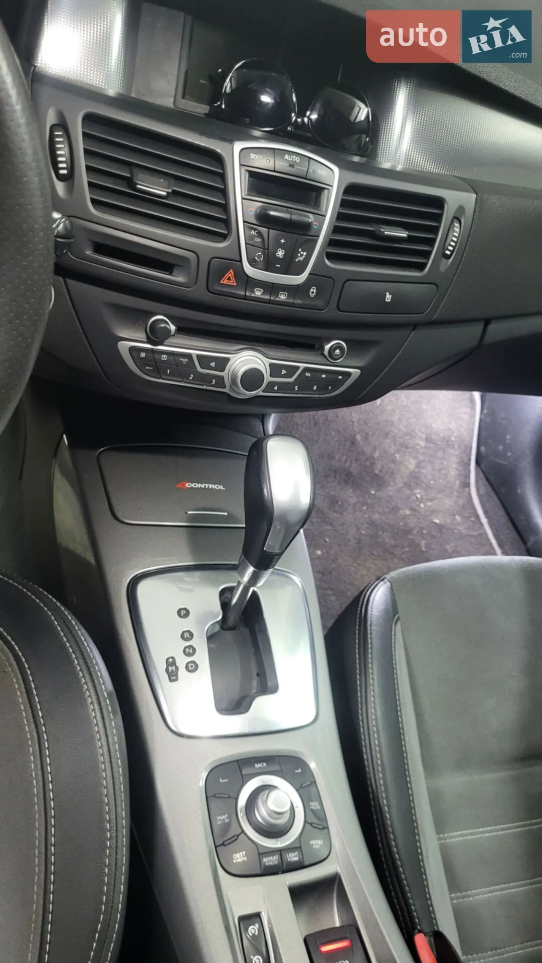 2011 Renault Laguna - мініатюра 10