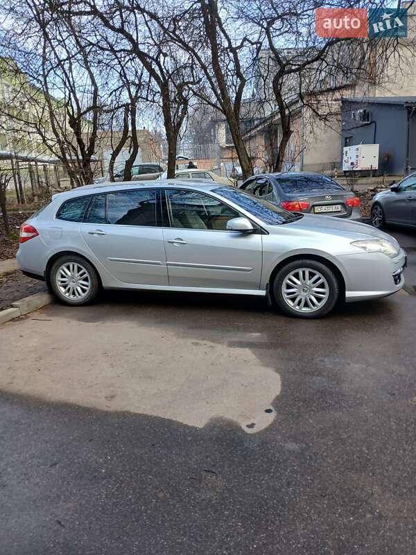 Універсал Renault Laguna 2010 в Чернівцях фото 5 Універсал Renault Laguna 2010 в Чернівцях