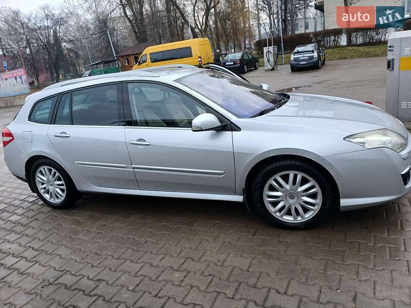 Універсал Renault Laguna 2010 в Чернівцях фото 26 Універсал Renault Laguna 2010 в Чернівцях