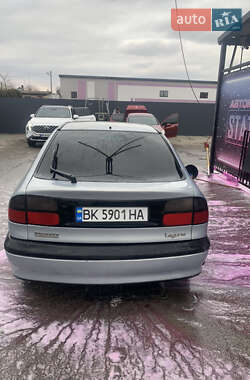 Ліфтбек Renault Laguna 2001 в Острозі