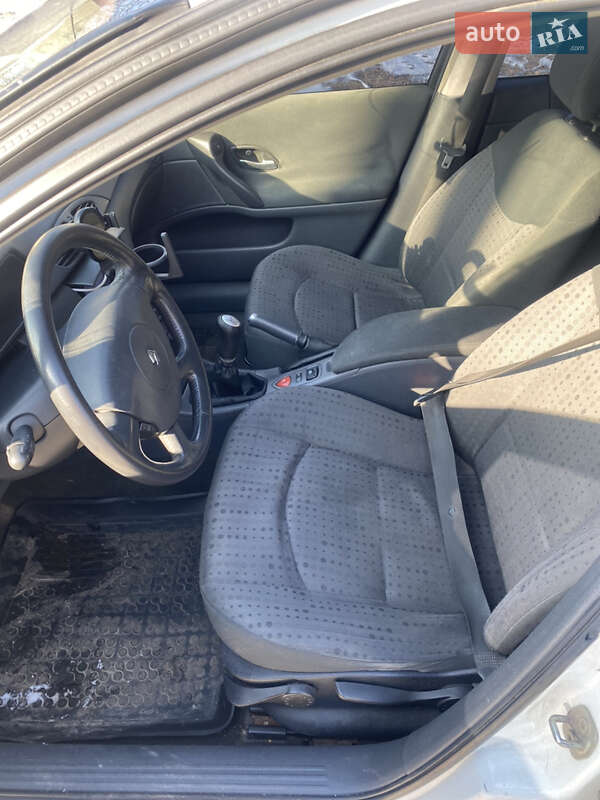 Лифтбек Renault Laguna 2004 в Харькове