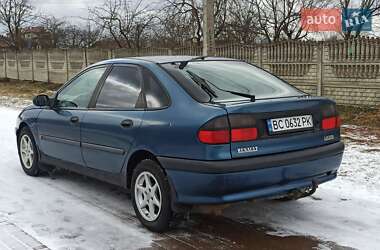 Лифтбек Renault Laguna 1995 в Ивано-Франковске