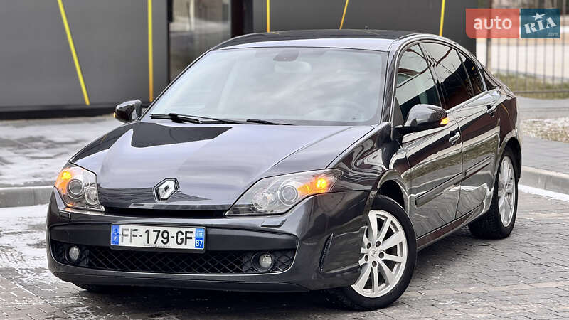 Лифтбек Renault Laguna 2009 в Ивано-Франковске