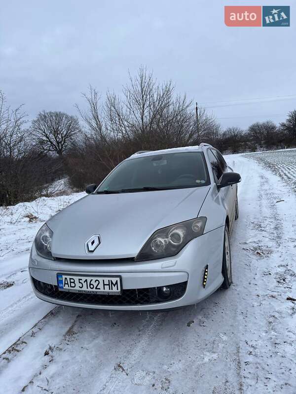 Универсал Renault Laguna 2010 в Песчанке
