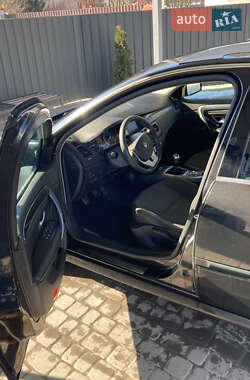 Універсал Renault Laguna 2009 в 