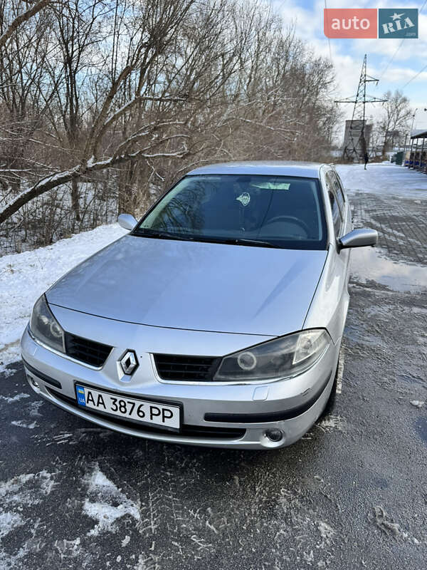 Универсал Renault Laguna 2005 в Киеве