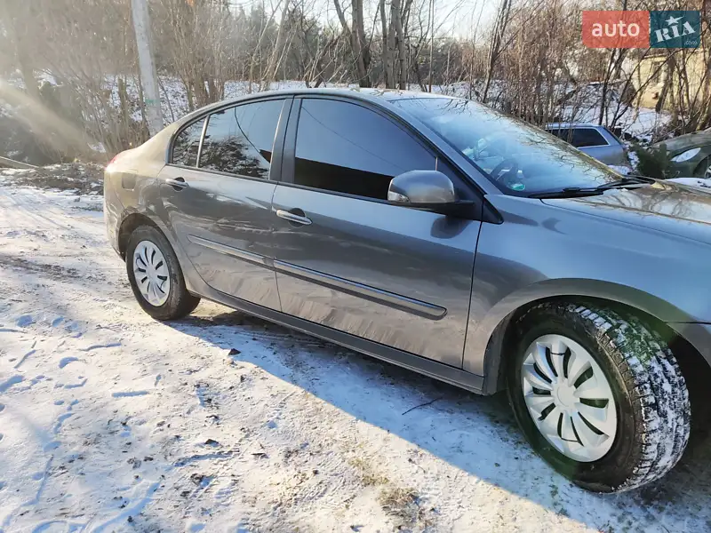 Лифтбек Renault Laguna 2007 в 