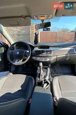 Универсал Renault Laguna 2011 в 