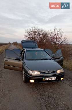 Ліфтбек Renault Laguna 1995 в Бродах