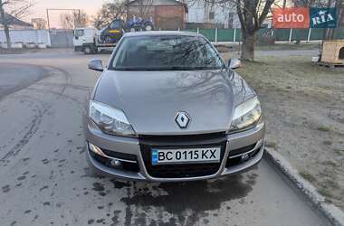 Лифтбек Renault Laguna 2011 в 