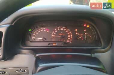 Лифтбек Renault Laguna 1994 в 