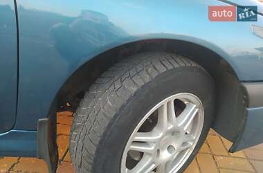 Лифтбек Renault Laguna 1994 в 