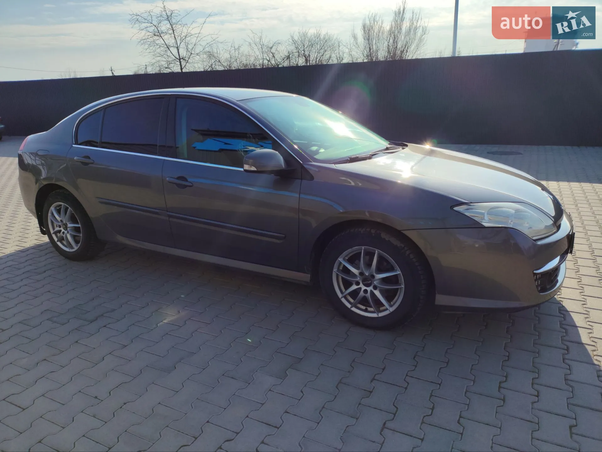 2010 Renault Laguna - мініатюра 10