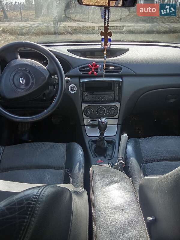 Лифтбек Renault Laguna 2002 в Калуше фото 15 Лифтбек Renault Laguna 2002 в Калуше