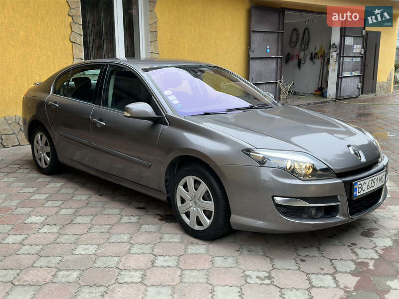 Лифтбек Renault Laguna 2011 в Львове