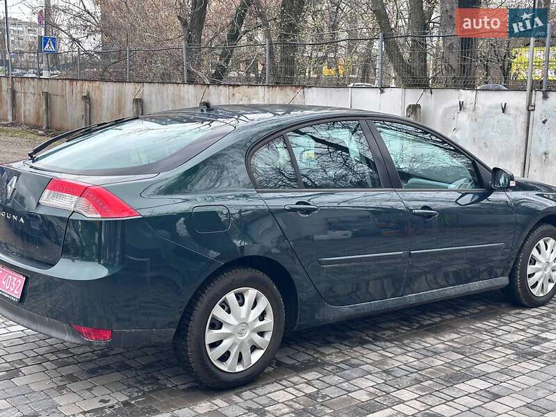 Лифтбек Renault Laguna 2007 в Кропивницком