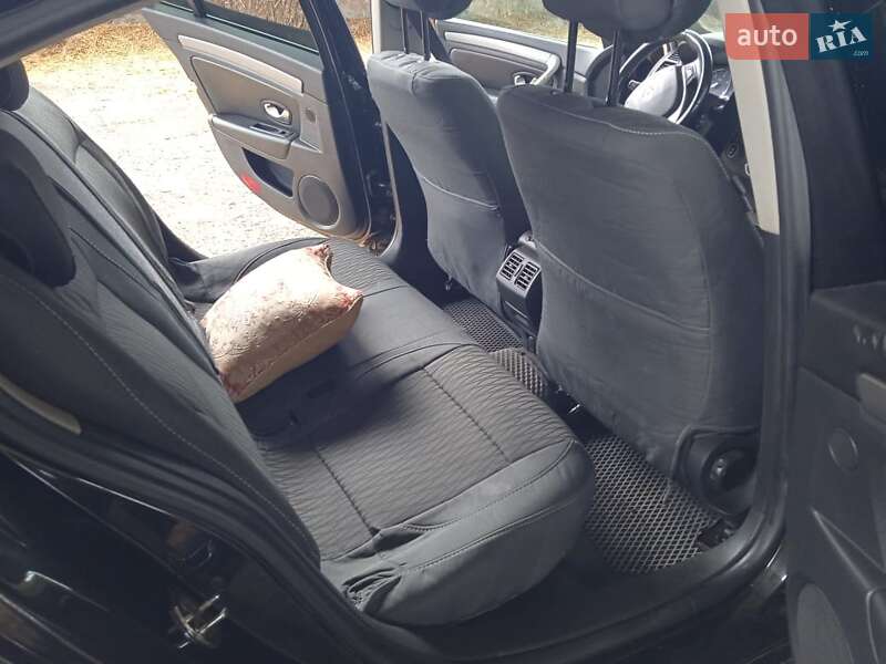 Ліфтбек Renault Laguna 2013 в Первомайську фото 7 Ліфтбек Renault Laguna 2013 в Первомайську