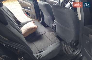 Лифтбек Renault Laguna 2013 в 