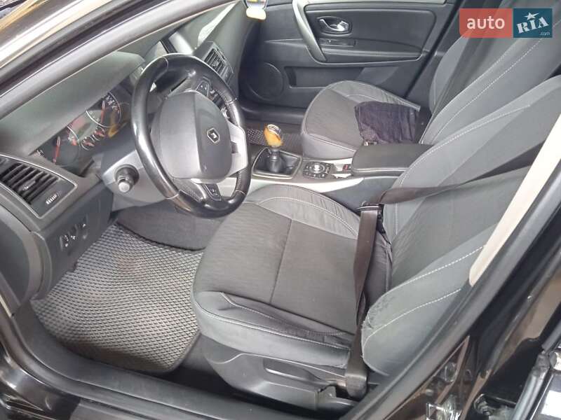 Ліфтбек Renault Laguna 2013 в Первомайську фото 9 Ліфтбек Renault Laguna 2013 в Первомайську