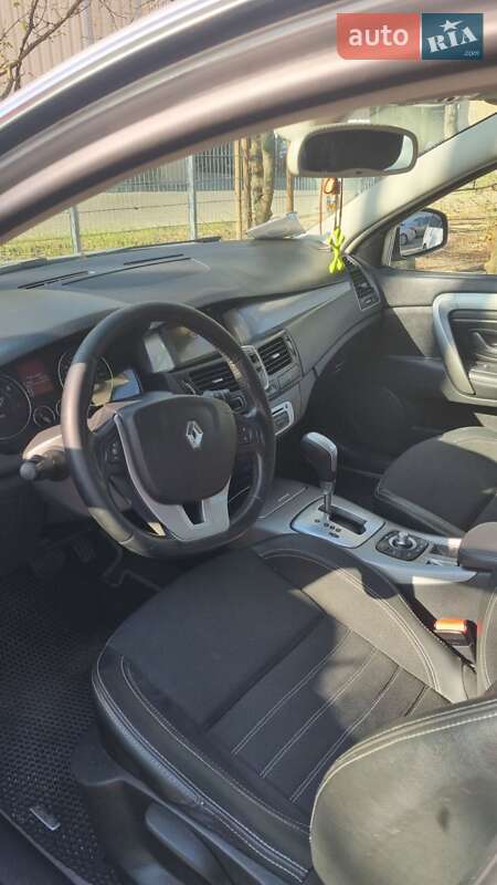 Ліфтбек Renault Laguna 2014 в Львові