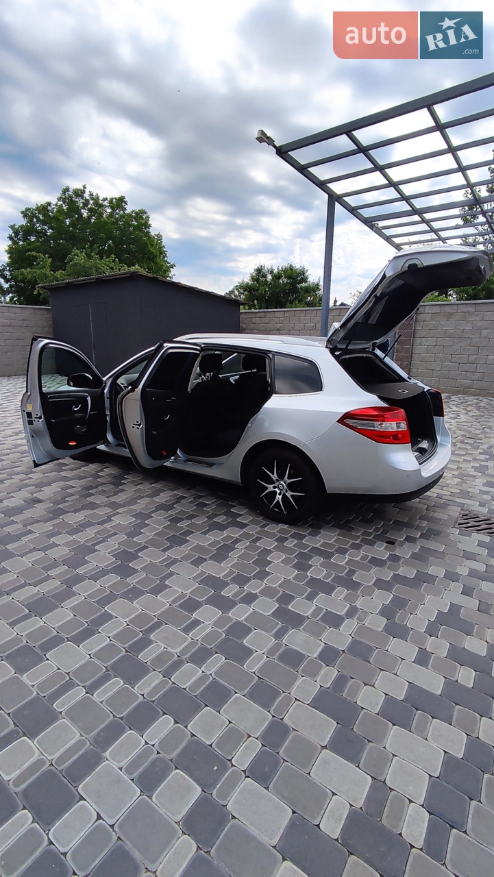 2011 Renault Laguna - мініатюра 17