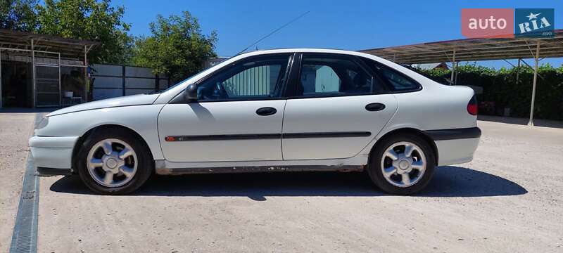 Лифтбек Renault Laguna 1994 в Николаеве