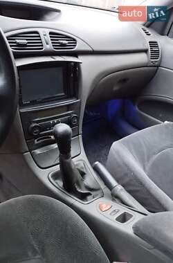 Універсал Renault Laguna 2001 в 