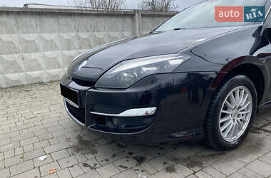 Лифтбек Renault Laguna 2011 в 