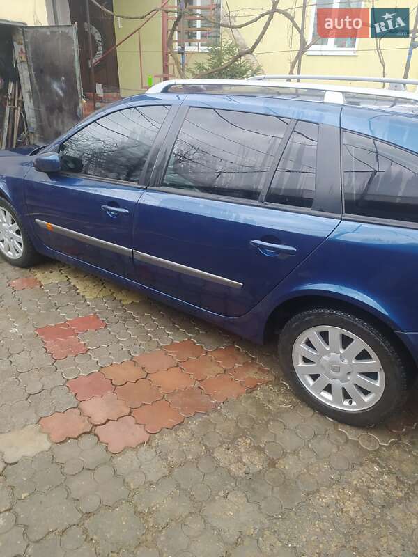 Универсал Renault Laguna 2001 в Пустомытах