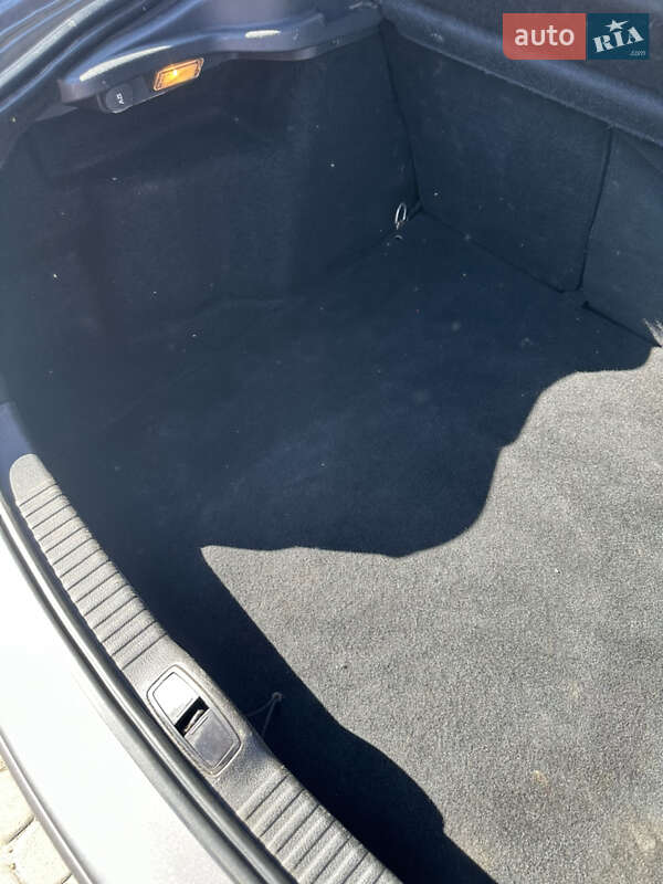 Ліфтбек Renault Laguna 2006 в Львові