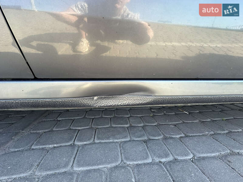 Ліфтбек Renault Laguna 2006 в Львові