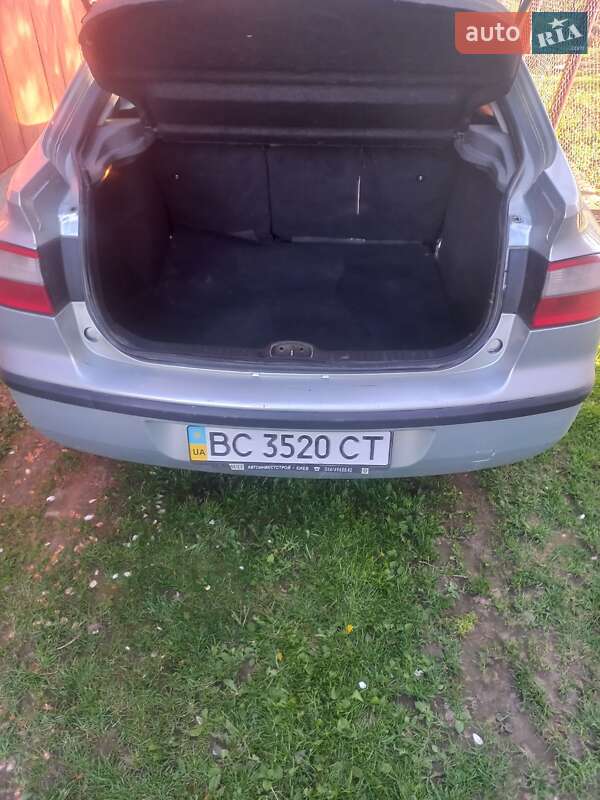 Ліфтбек Renault Laguna 2003 в Дрогобичі