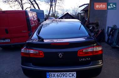 Лифтбек Renault Laguna 2001 в 