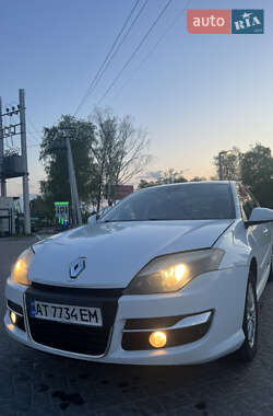 Купе Renault Laguna 2012 в 