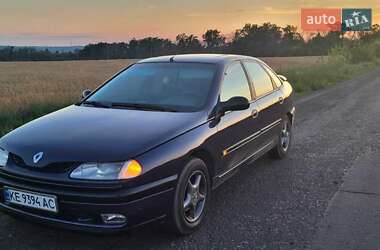 Ліфтбек Renault Laguna 1995 в Ізюмі