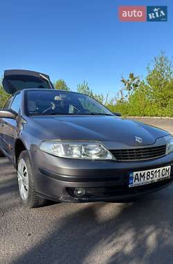 Лифтбек Renault Laguna 2001 в 