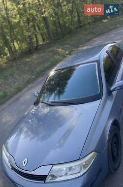 Лифтбек Renault Laguna 2003 в 
