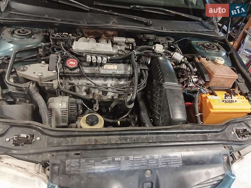 Универсал Renault Laguna 1996 в Шептицькому