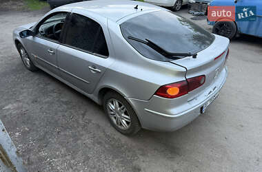Лифтбек Renault Laguna 2005 в 