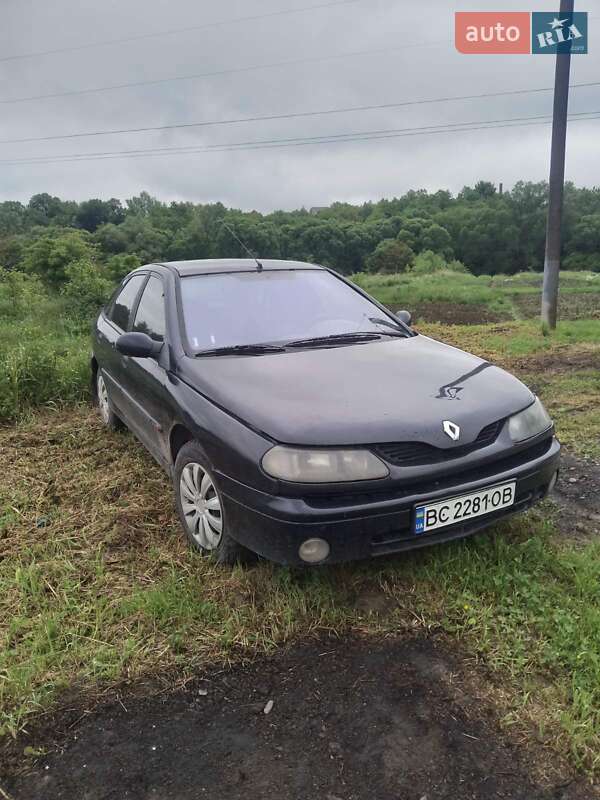 Лифтбек Renault Laguna 1999 в 