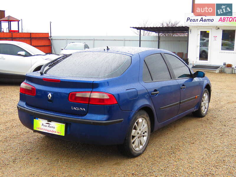 Ліфтбек Renault Laguna 2002 в Кропивницькому