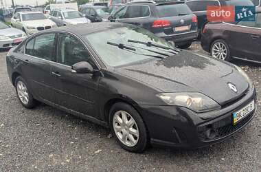 Лифтбек Renault Laguna 2010 в 
