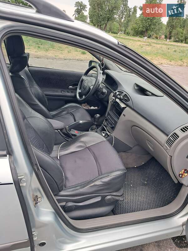 Універсал Renault Laguna 2004 в Кам'янському
