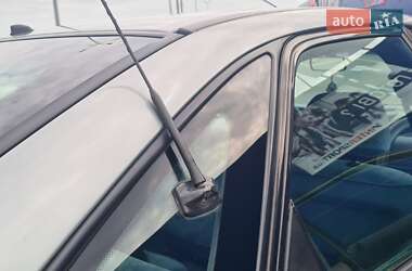 Ліфтбек Renault Laguna 1997 в 