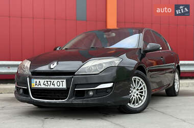 Ліфтбек Renault Laguna 2011 в 