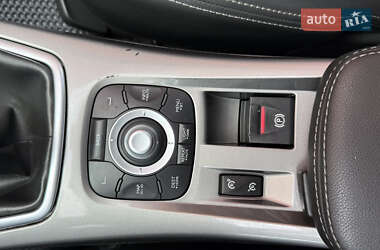 Ліфтбек Renault Laguna 2011 в 