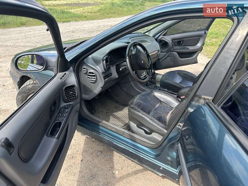 Лифтбек Renault Laguna 1996 в Боярке