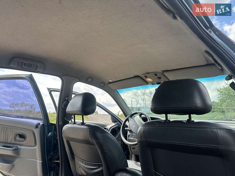 Лифтбек Renault Laguna 1996 в Боярке